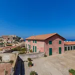 Il Faro 2 - Helloelba 펜션 포르토페라이오