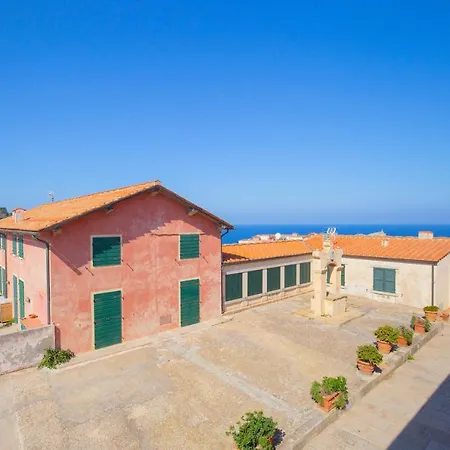 Semesterbostad Helloelba Il Faro 2 Portoferraio